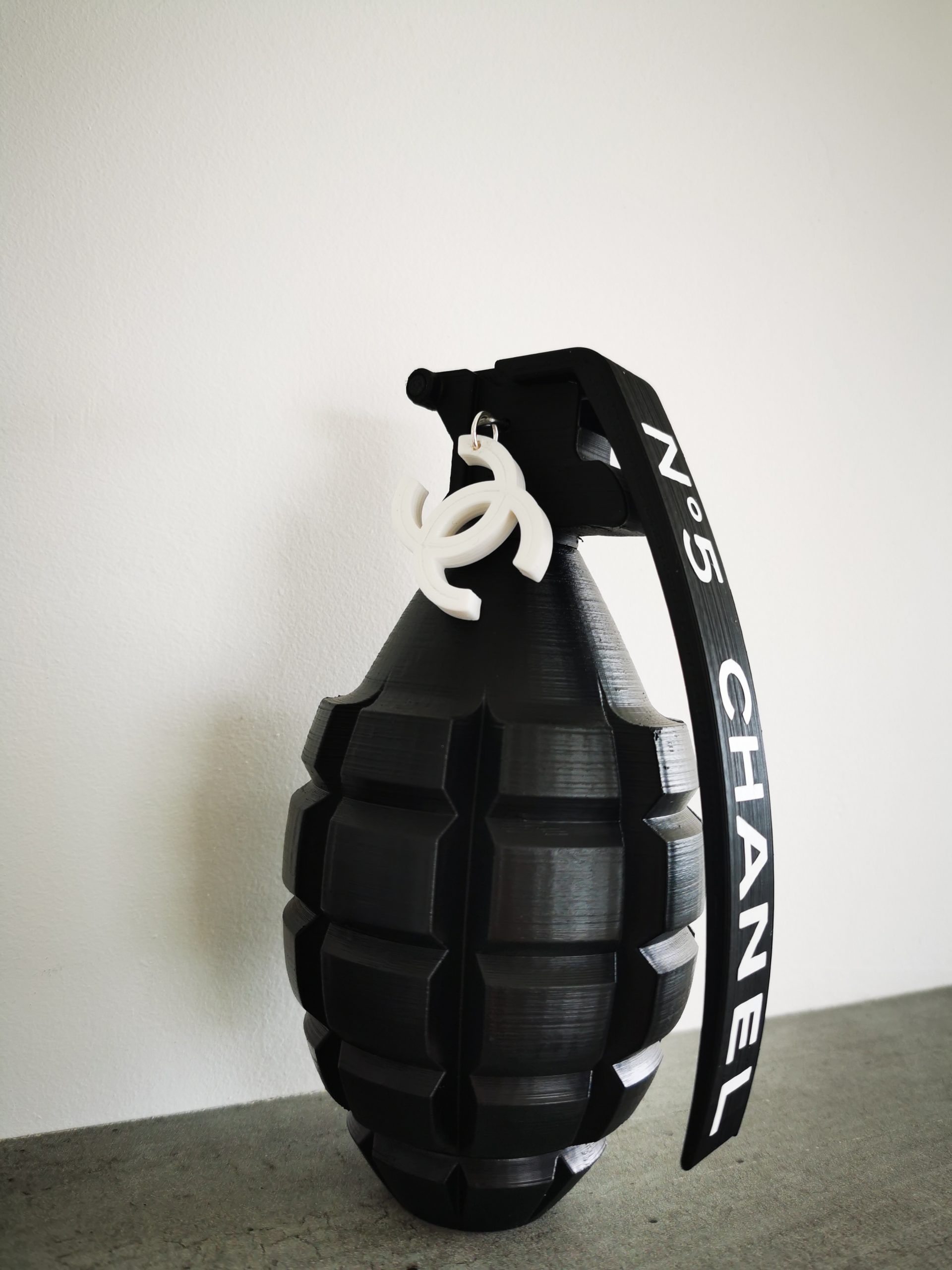 Grenade Full Black – Image 3