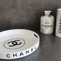 Plateau circulaire blanc